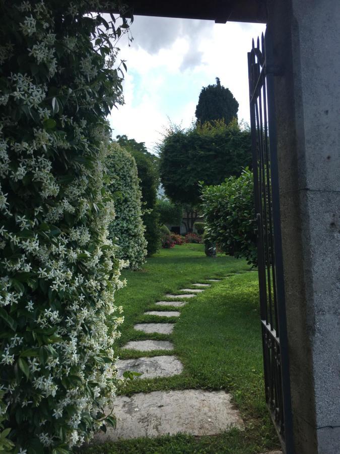 Il Motto Di Tommy Bed and Breakfast Castelveccana Buitenkant foto