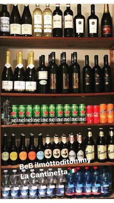 Il Motto Di Tommy Bed and Breakfast Castelveccana Buitenkant foto