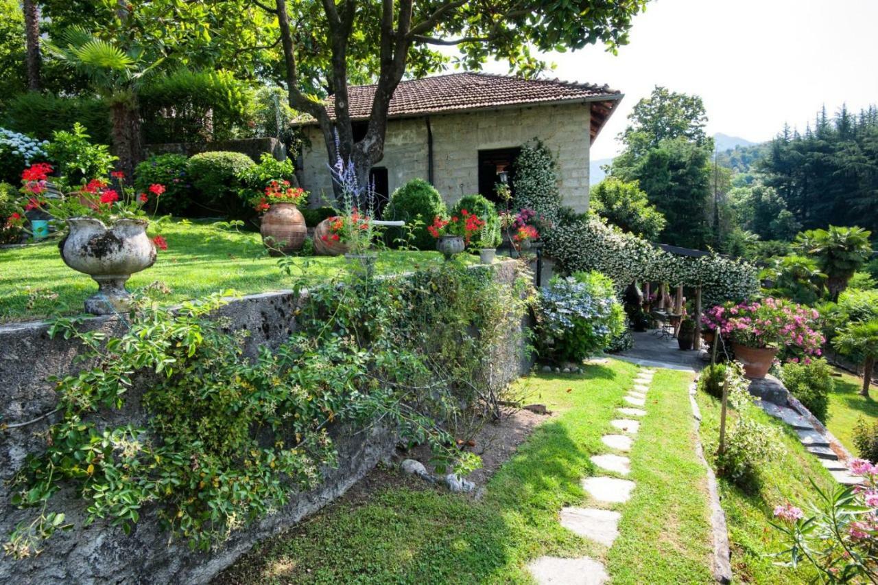 Il Motto Di Tommy Bed and Breakfast Castelveccana Buitenkant foto